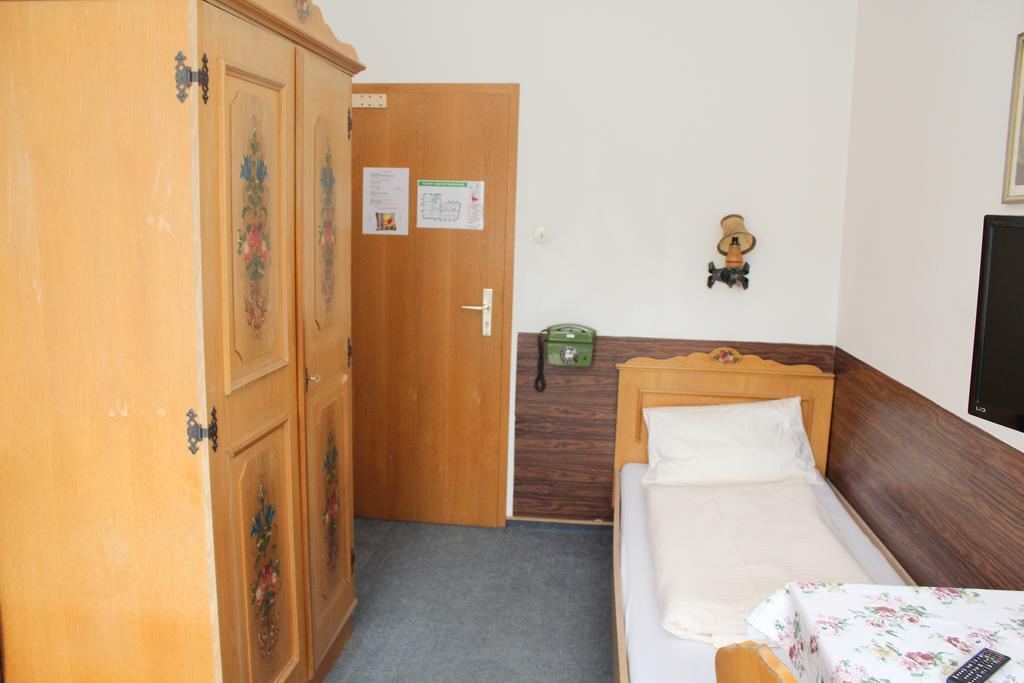 Hotel Hottmann Щутгарт Стая снимка